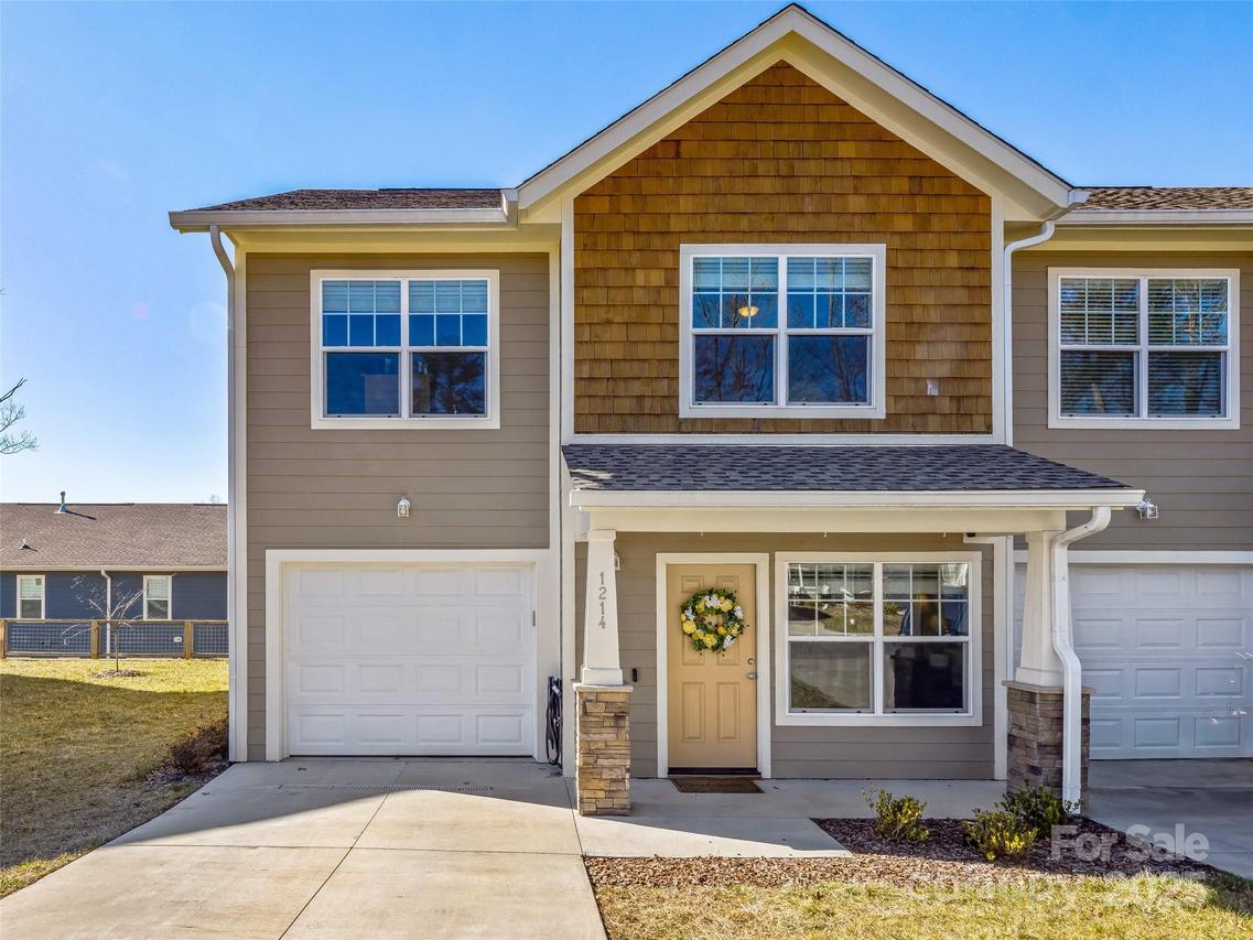 1214 Pauline Trail Dr., Arden, NC 28704