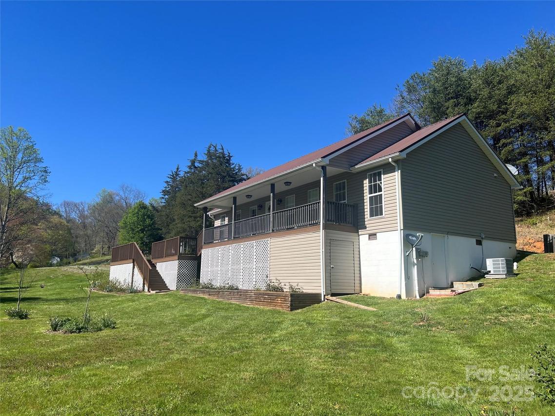 34 Southview Meadows, Whittier, NC 28789