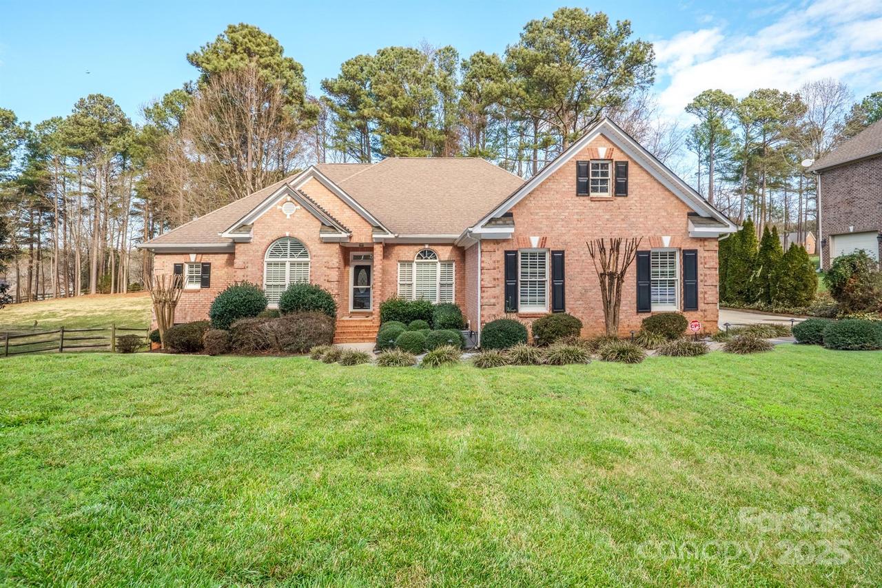 134 Shipyard Pointe Rd., Mooresville, NC 28117