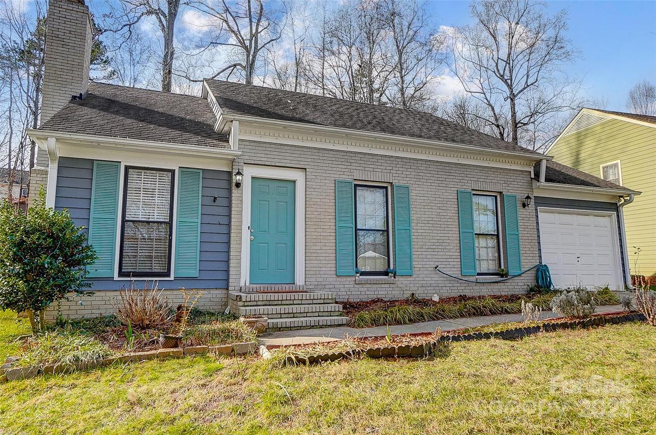 7227 Lea Wood Ln., Charlotte, NC 28227