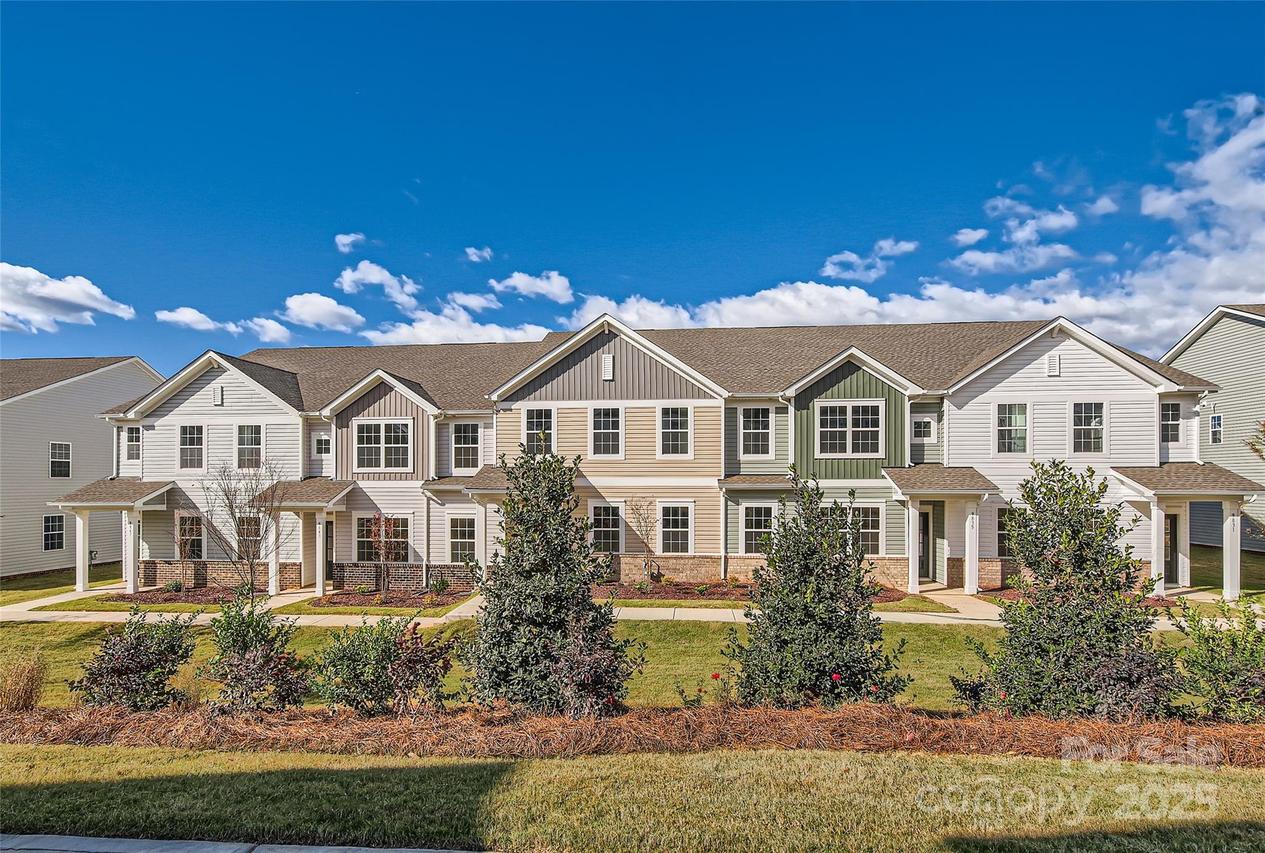 9831 Old Garden Cir., Gastonia, NC 28056