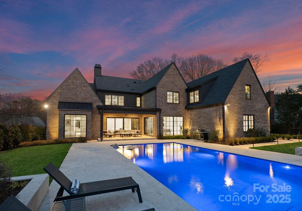 2103 Cortelyou Rd., Charlotte, NC 28211