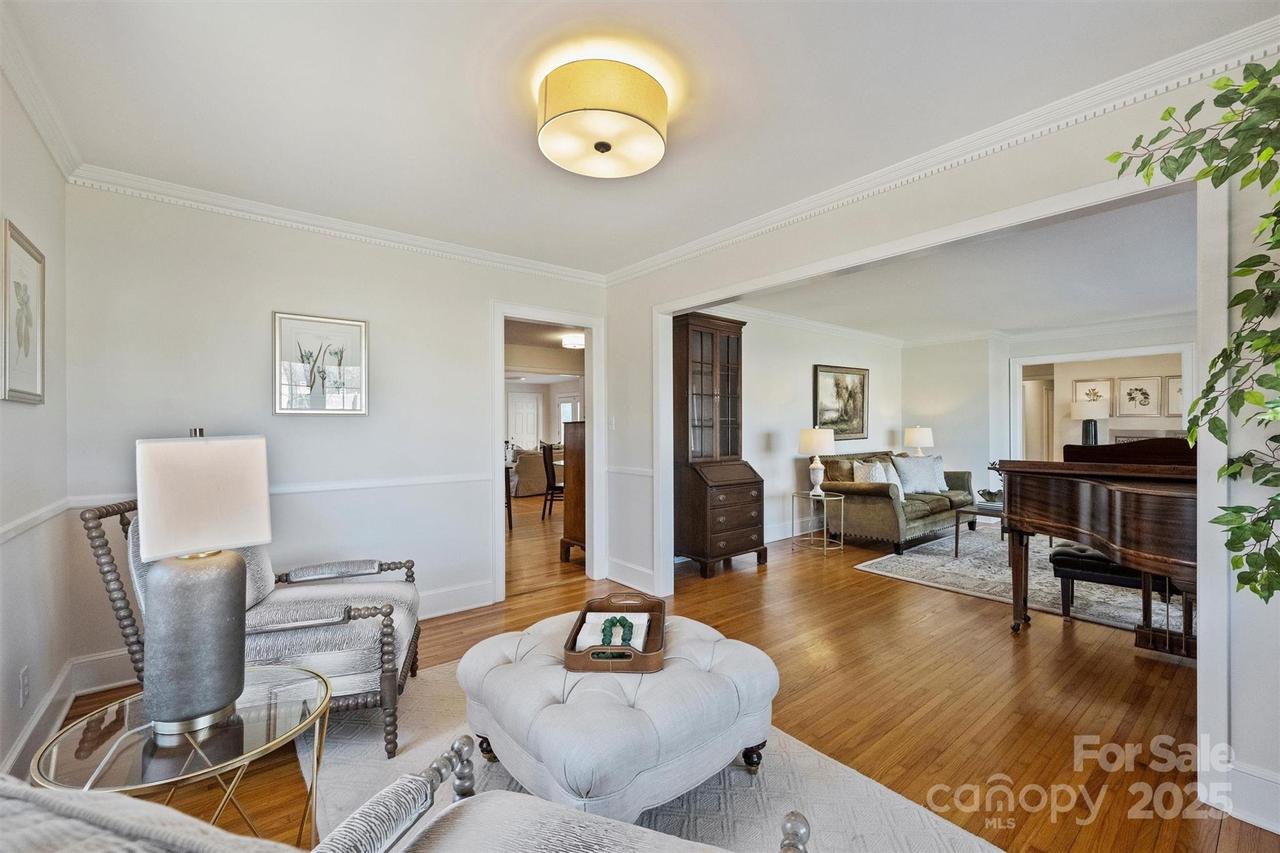 7135 Folger Dr., Charlotte, NC 28270