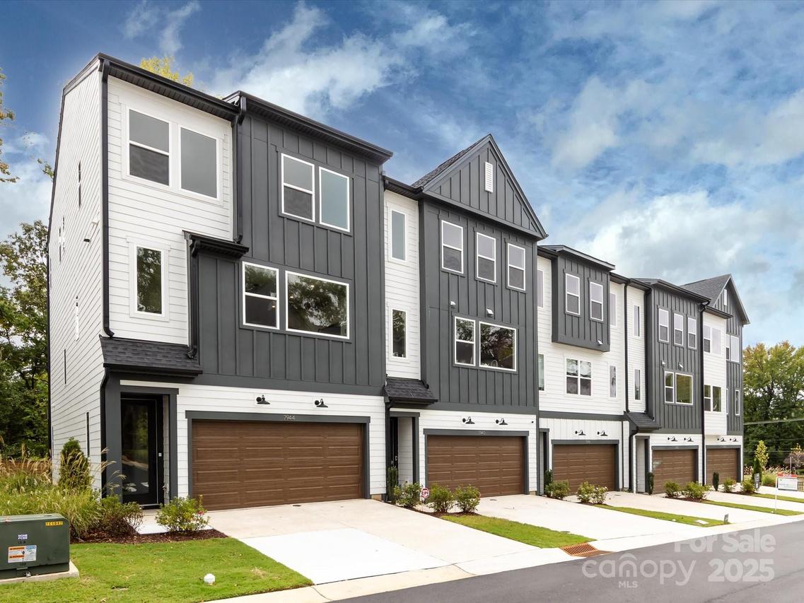 7944 Cedarsmith Ct., Charlotte, NC 28217