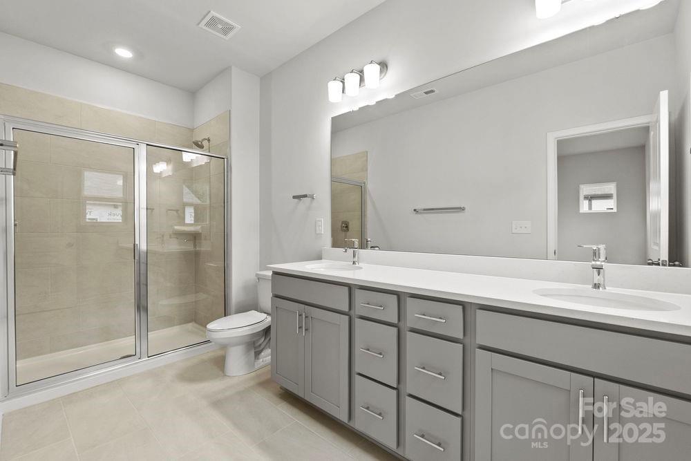 2314 Donnelly Hills Ln., Charlotte, NC 28262
