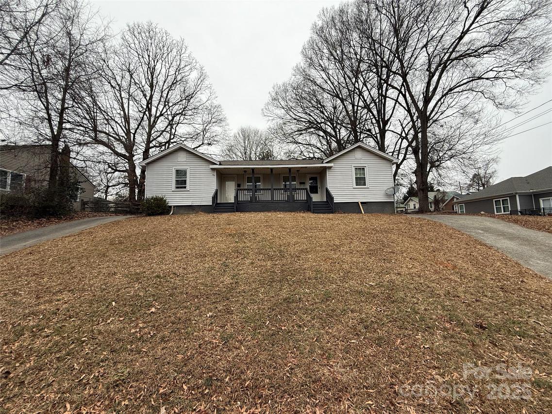 810 E 3rd Ave., Gastonia, NC 28054