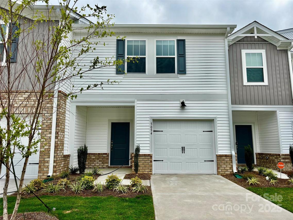 5054 Kellaher Pl., Charlotte, NC 28216