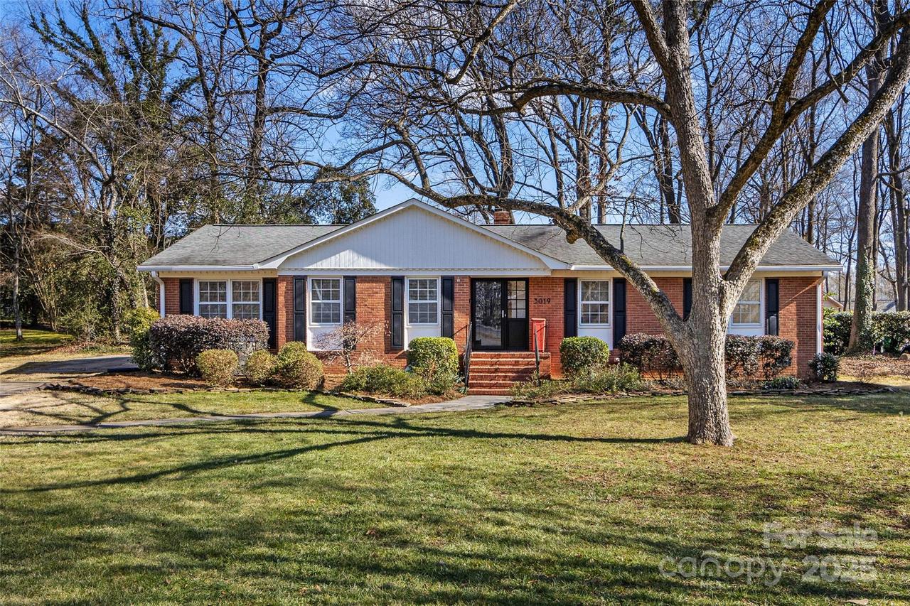 3019 Parkstone Dr., Charlotte, NC 28210