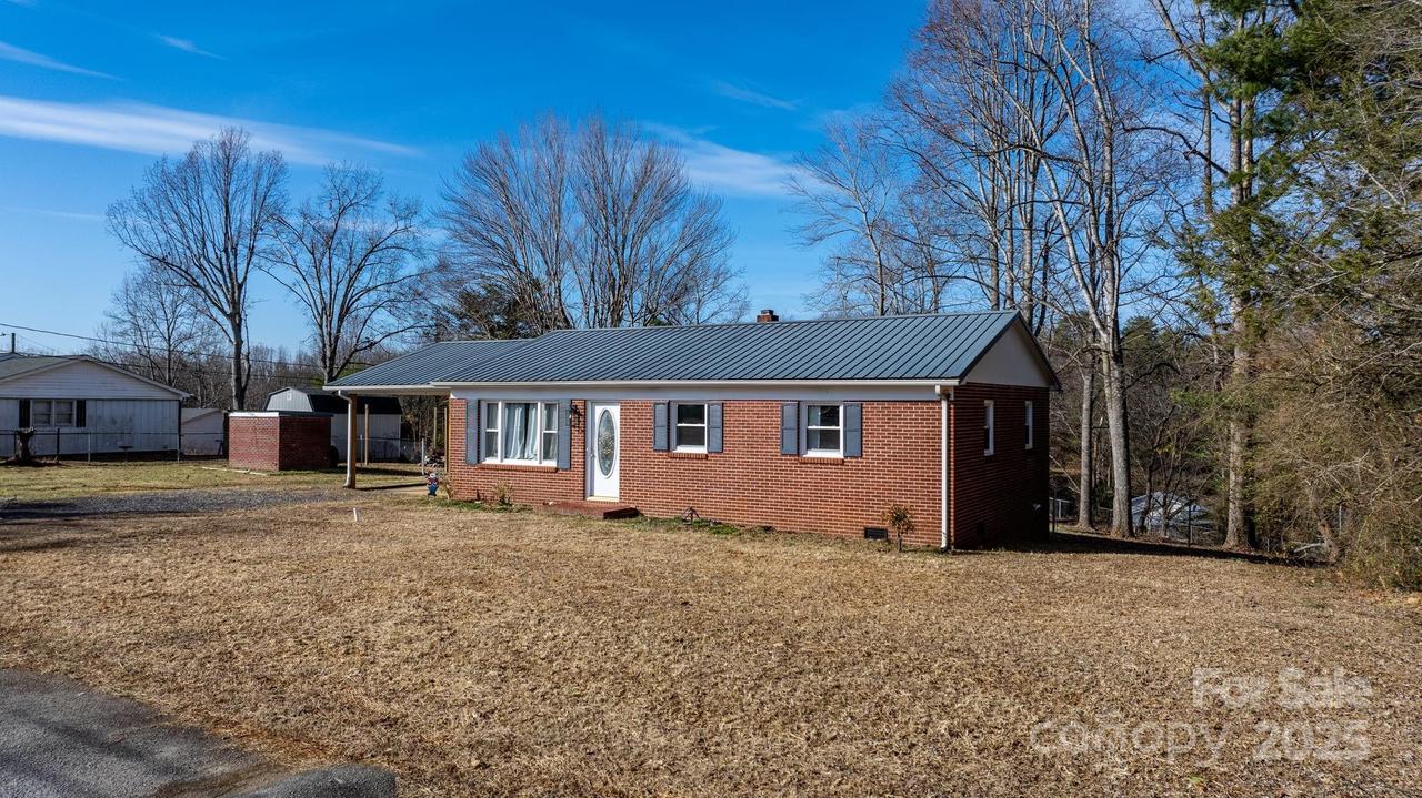 4117 Hill Pl., Hudson, NC 28638