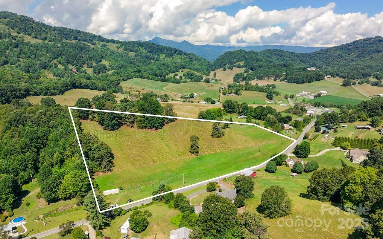 Iron Duff Rd., Waynesville, NC 28785