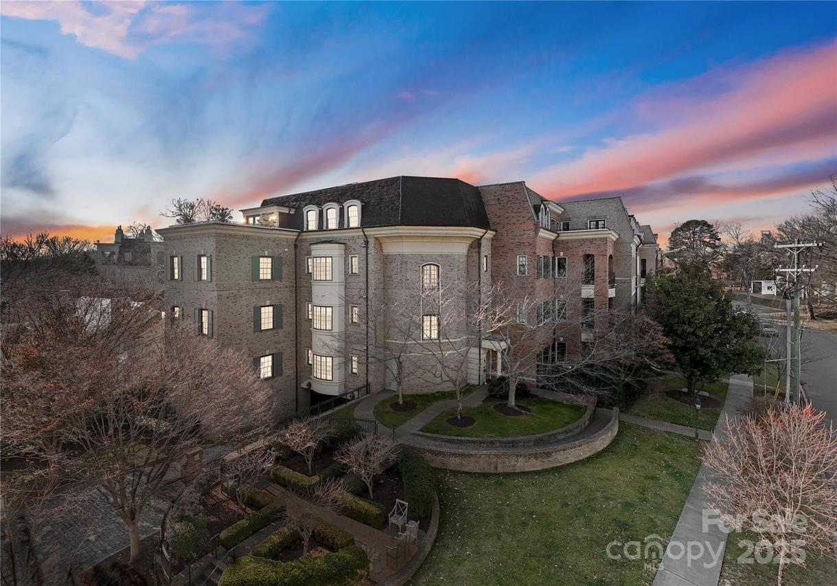 186 Cherokee Rd., Charlotte, NC 28207