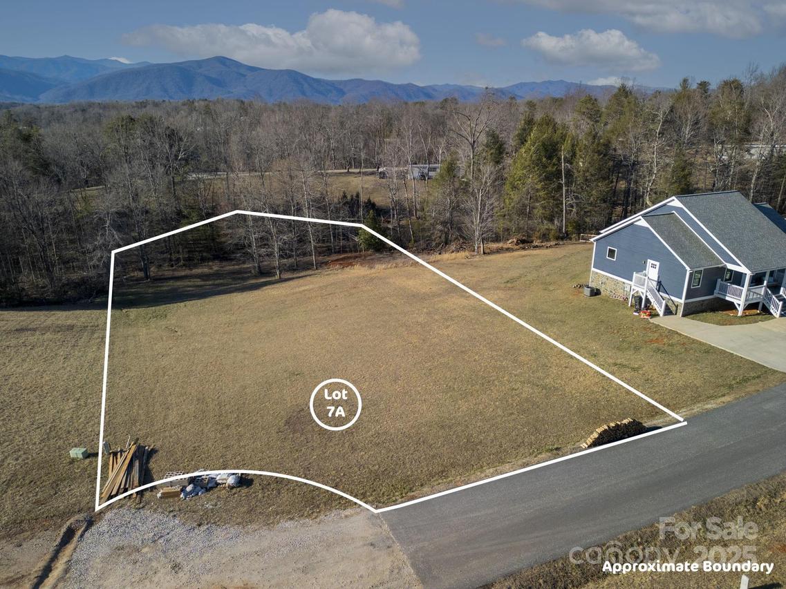 84 Grace Estates Dr., Marion, NC 28752
