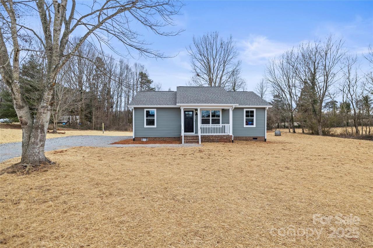368 Luther Scronce Rd., Vale, NC 28168