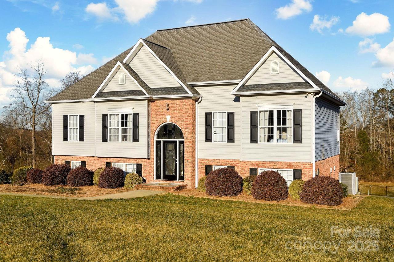 150 Mollie Rd., Harmony, NC 28634
