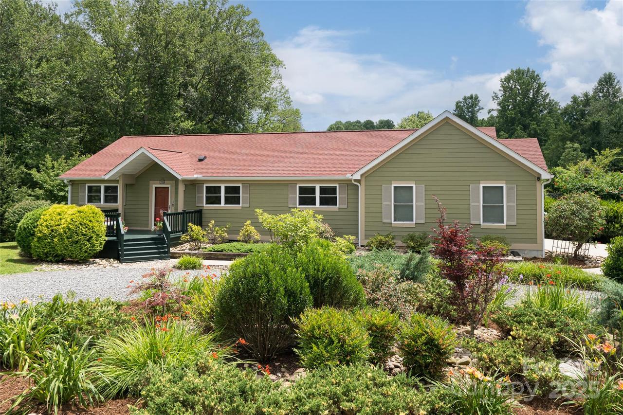 440 Island Ford Rd., Brevard, NC 28712