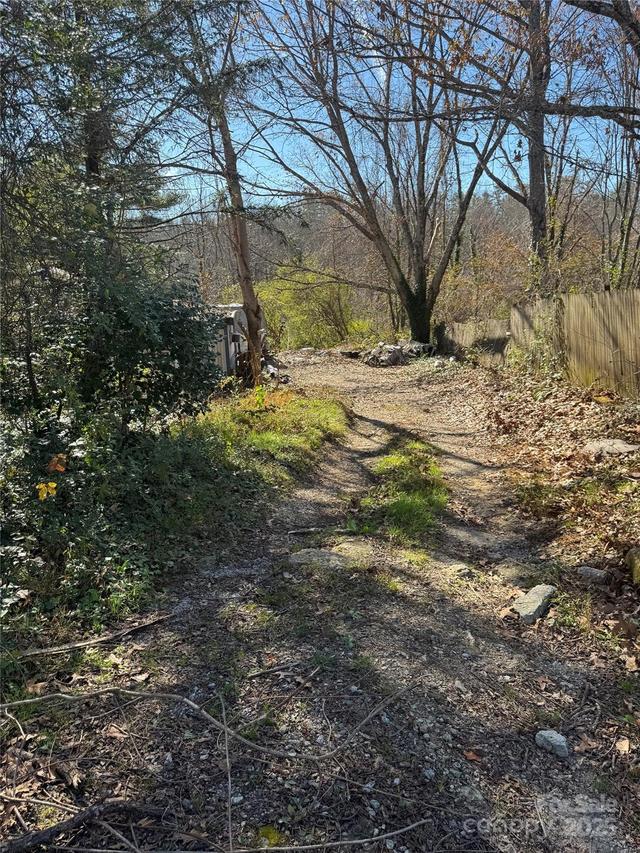 129 Haven Rd., East Flat Rock, NC 28726