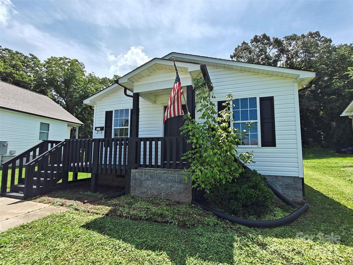 629 S Caldwell St., Salisbury, NC 28144