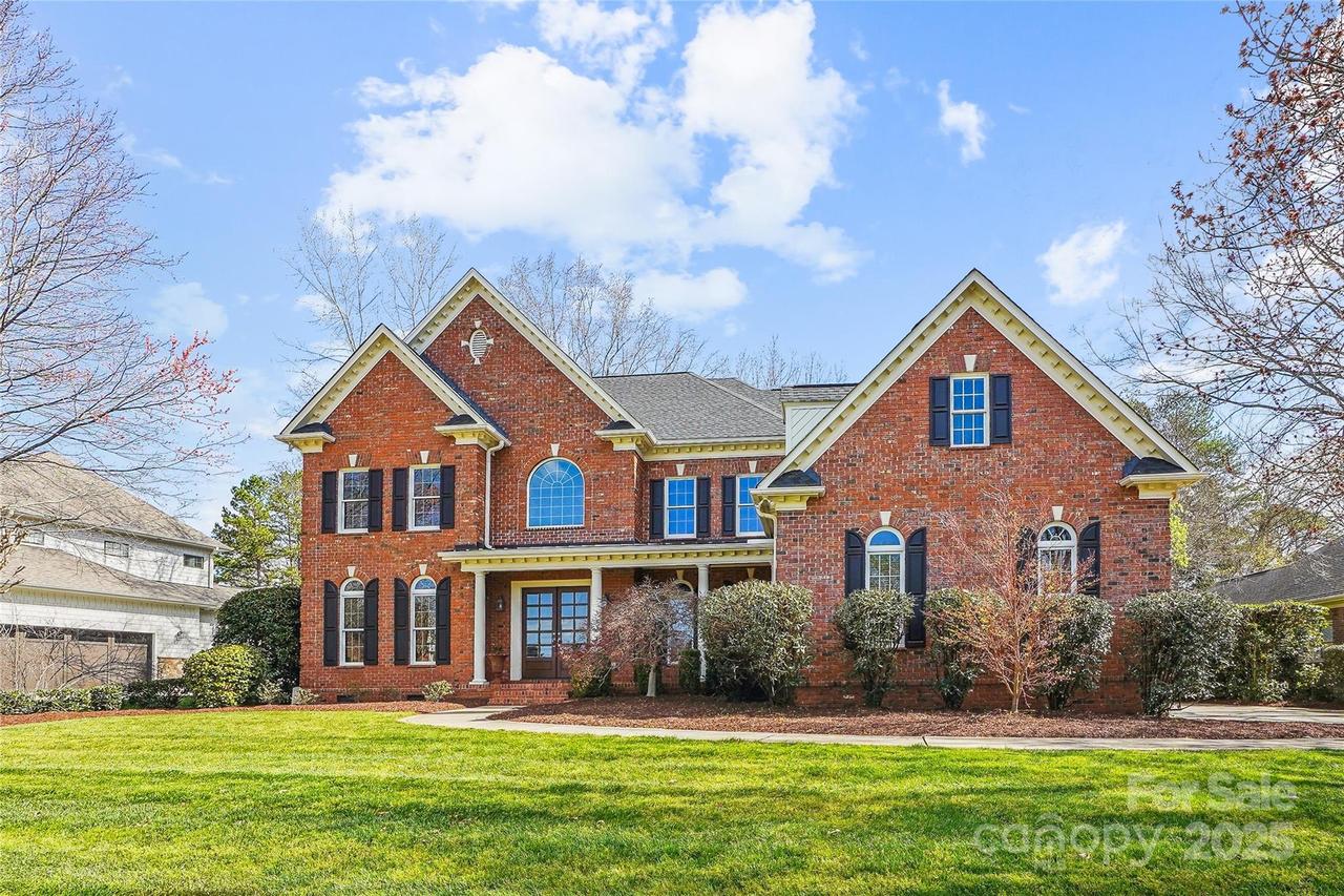 7007 Dowington Dr., Charlotte, NC 28277