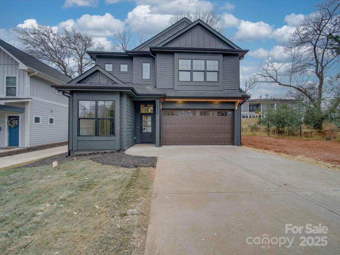 2039 Renner St., Charlotte, NC 28216