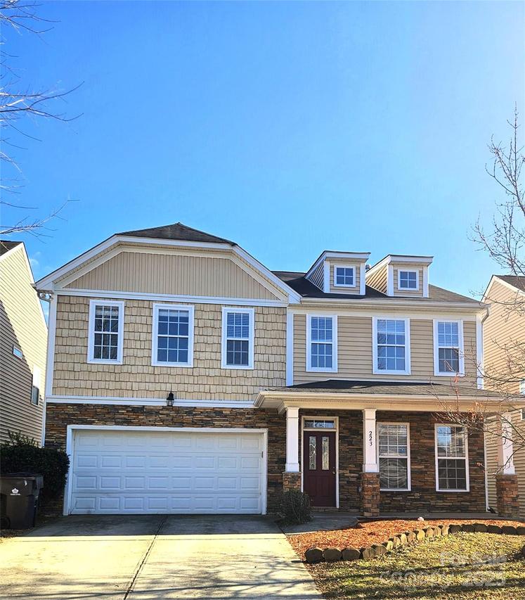 223 Minitree Ln., Charlotte, NC 28214