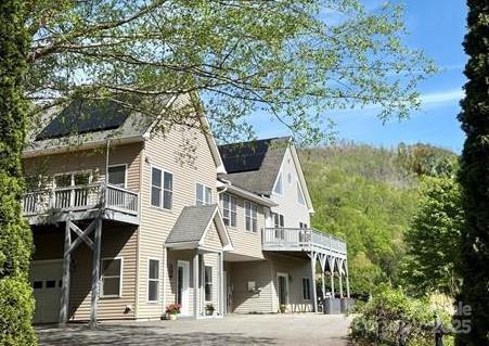 105 Elm Dr., Asheville, NC 28805