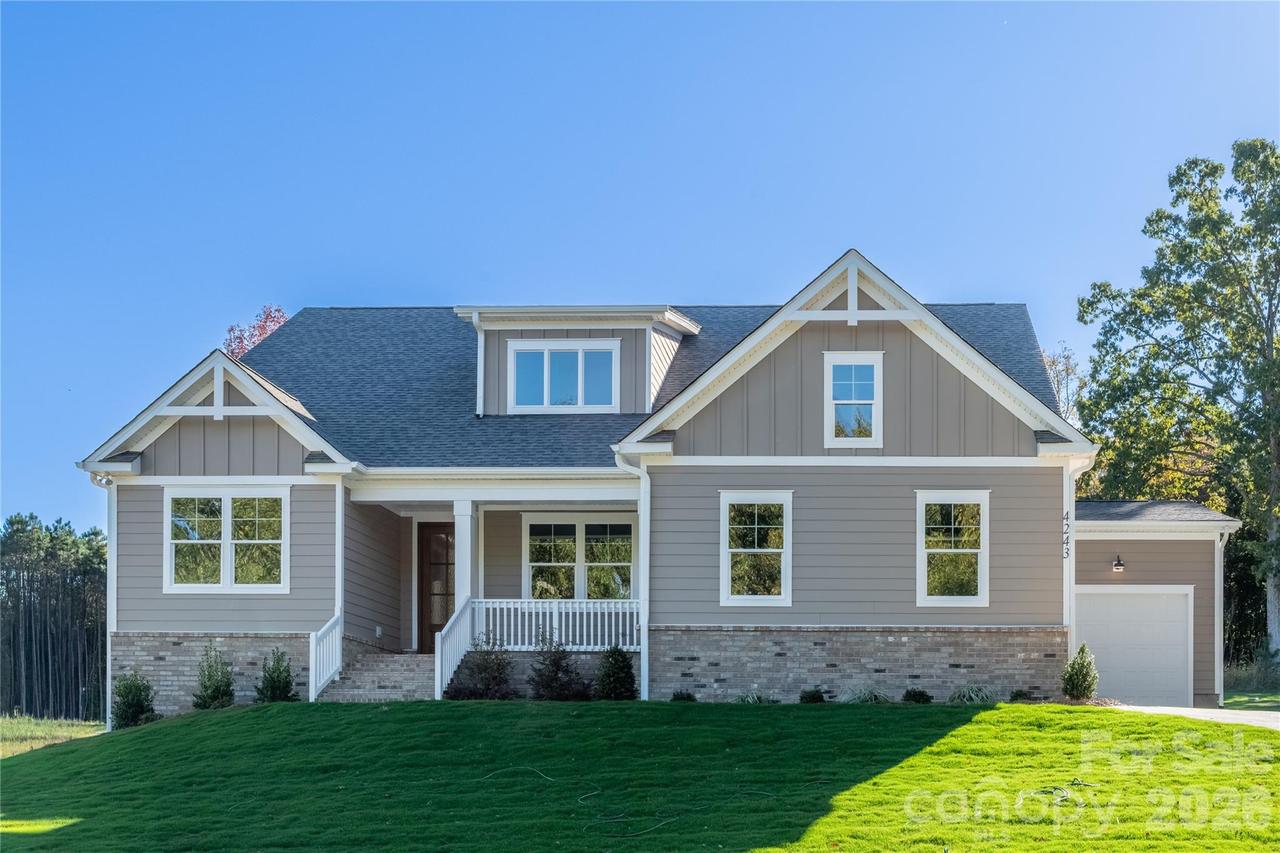 4243 Candlewood Dr. #9, Sherrills Ford, NC 28673