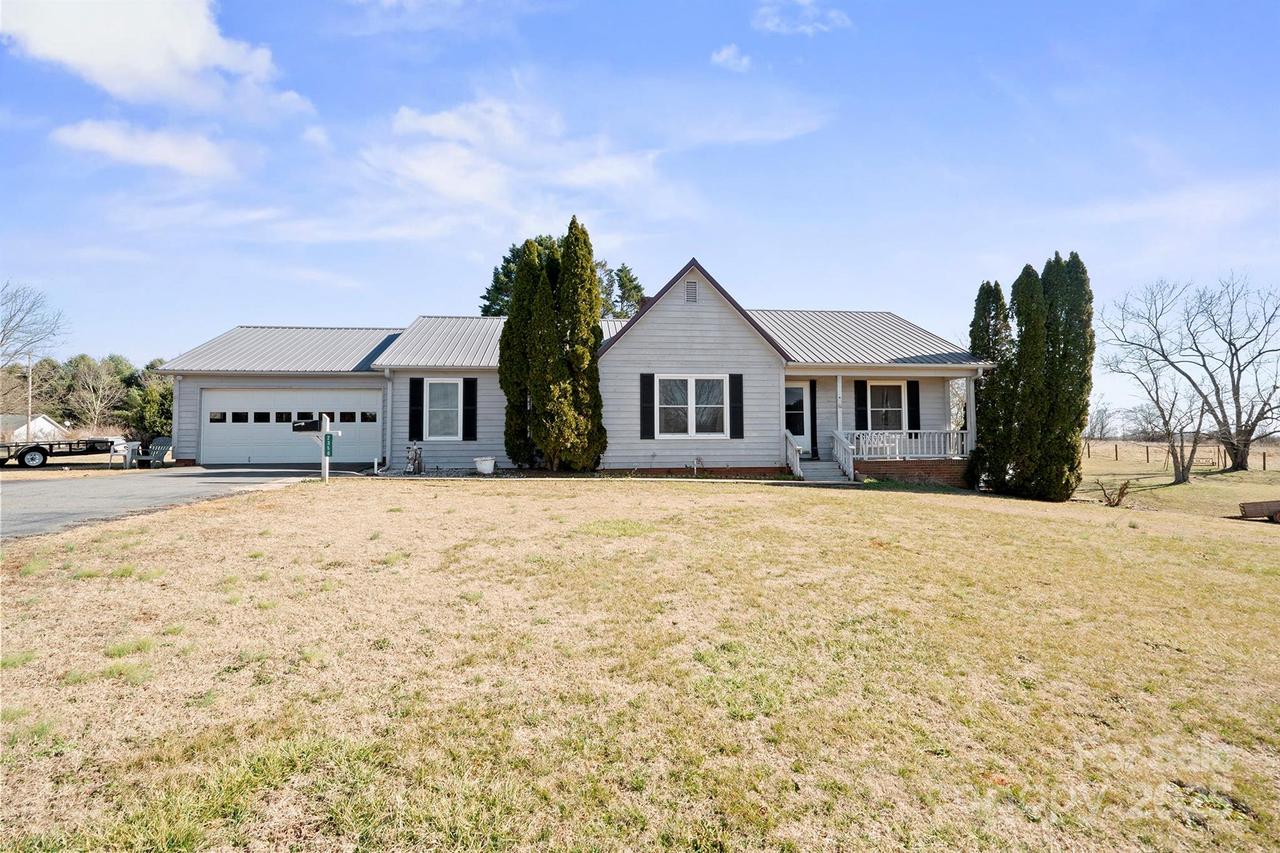 2356 Ben Yount Ln., Vale, NC 28168