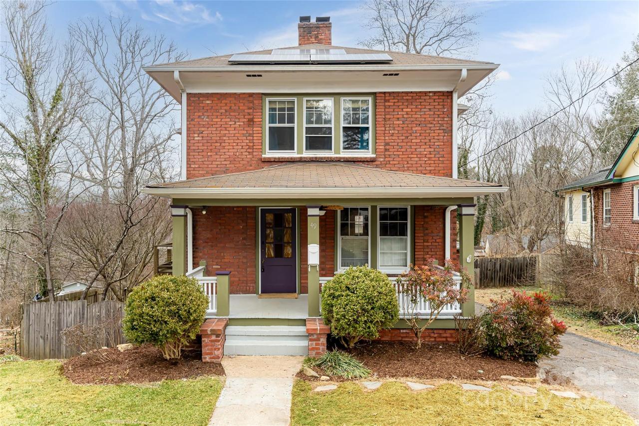 49 Lucerne Ave., Asheville, NC 28806