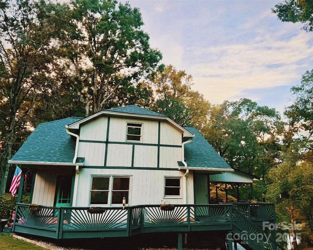 108 Three Oaks Ln., Kings Mountain, NC 28086