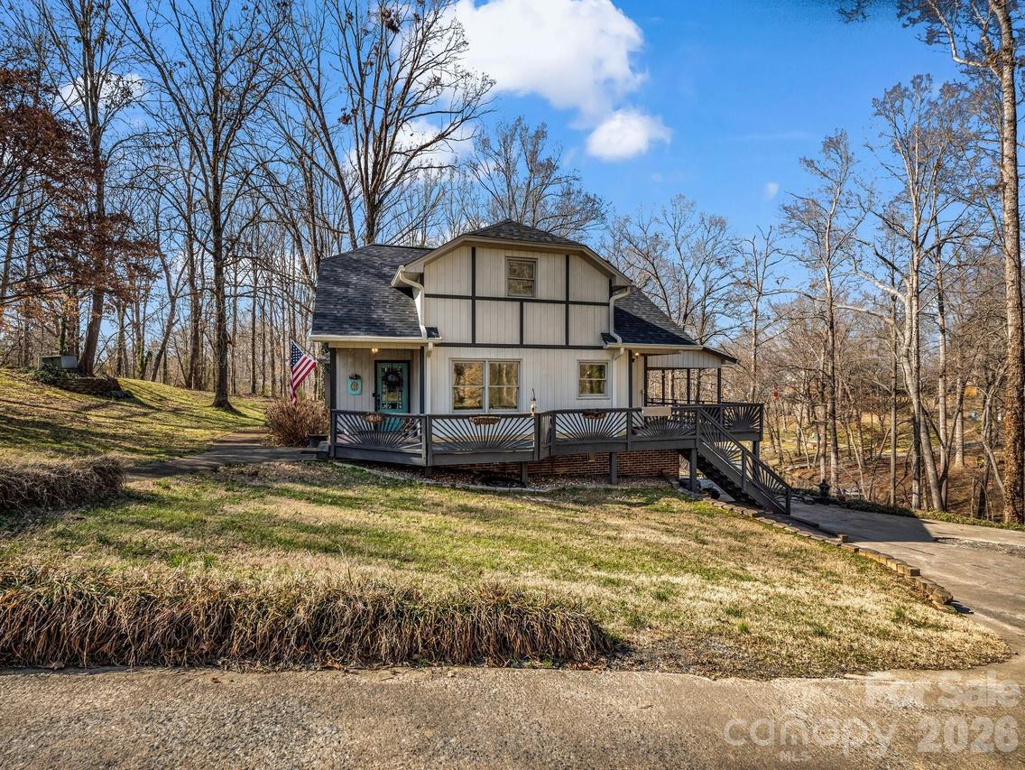 108 Three Oaks Ln., Kings Mountain, NC 28086