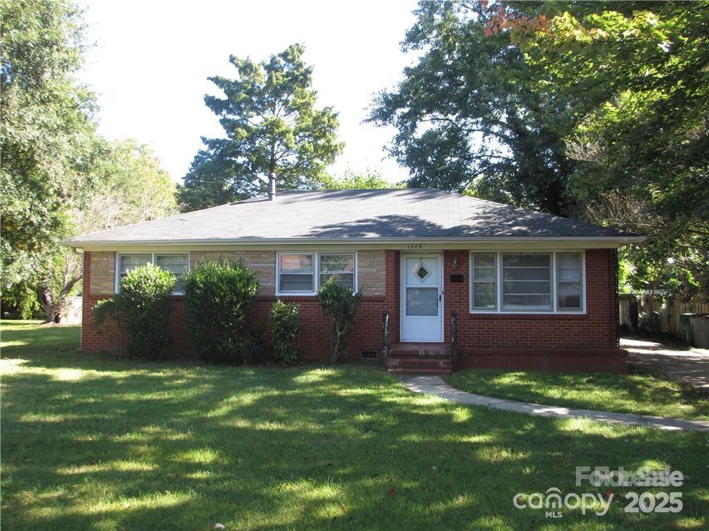 1115 Farrior Dr., Charlotte, NC 28215