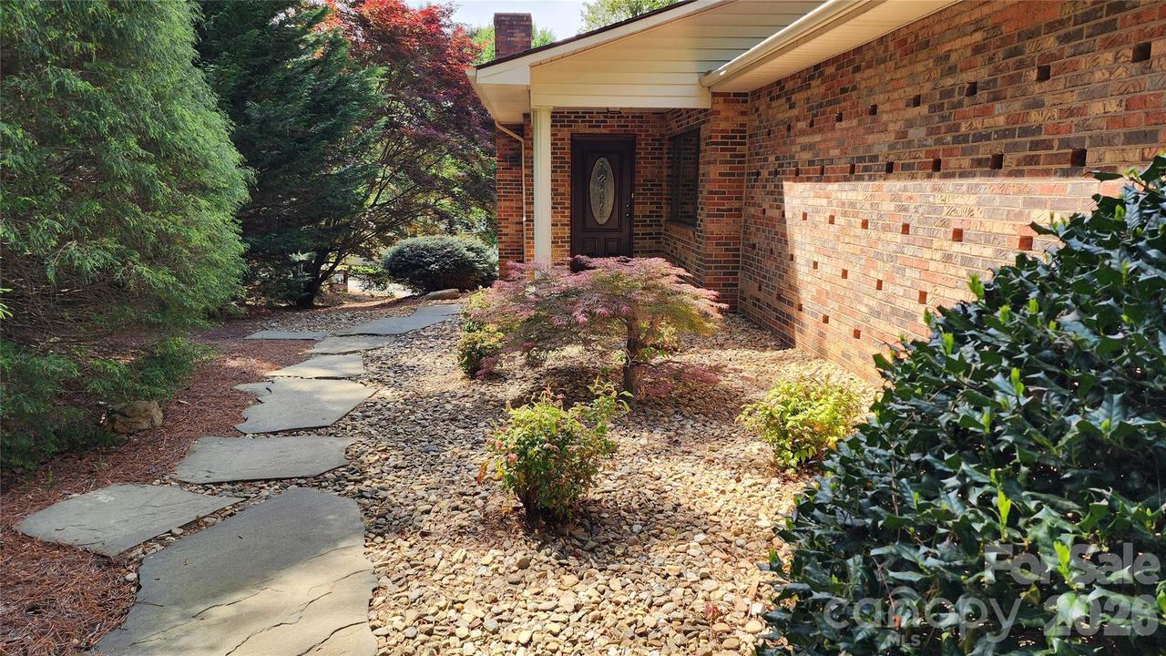 2076 Jay Clark Rd., Morganton, NC 28655