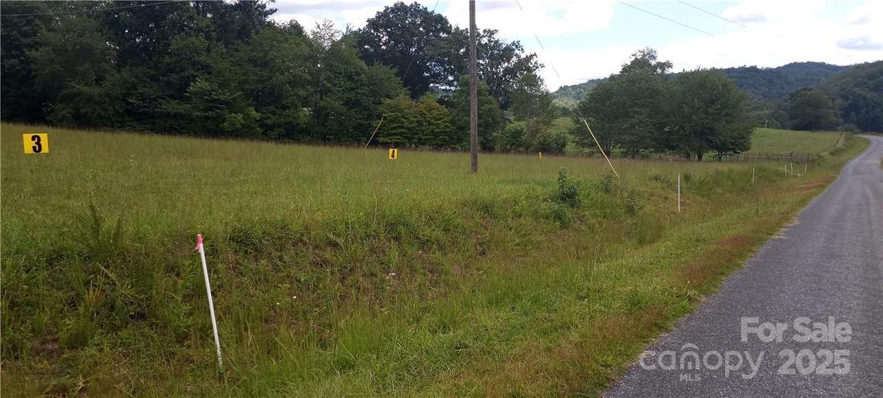 999 Plemmons Pl. #5, Marion, NC 28752