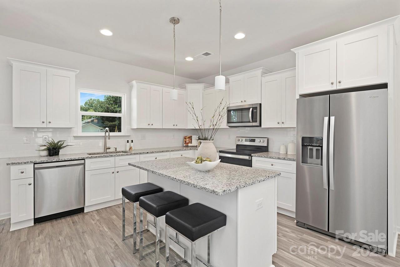 5812 Torrence St., Charlotte, NC 28269