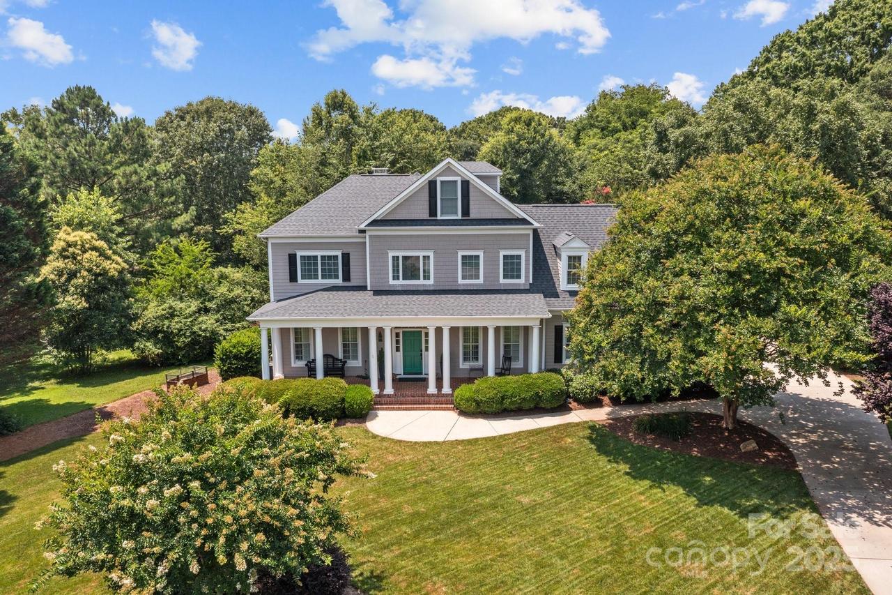 110 Lynbrook Dr., Davidson, NC 28036