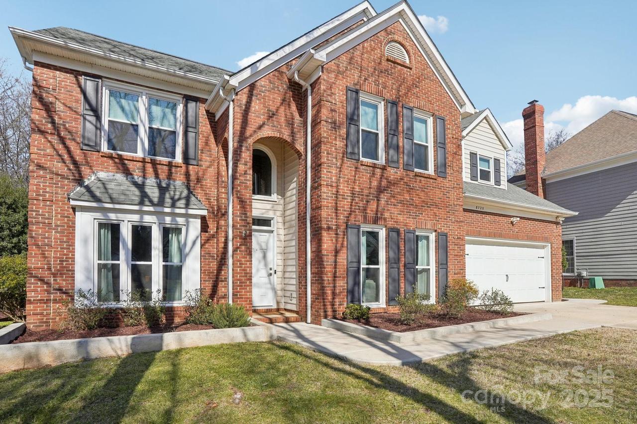 8720 Tamarron Dr., Charlotte, NC 28277