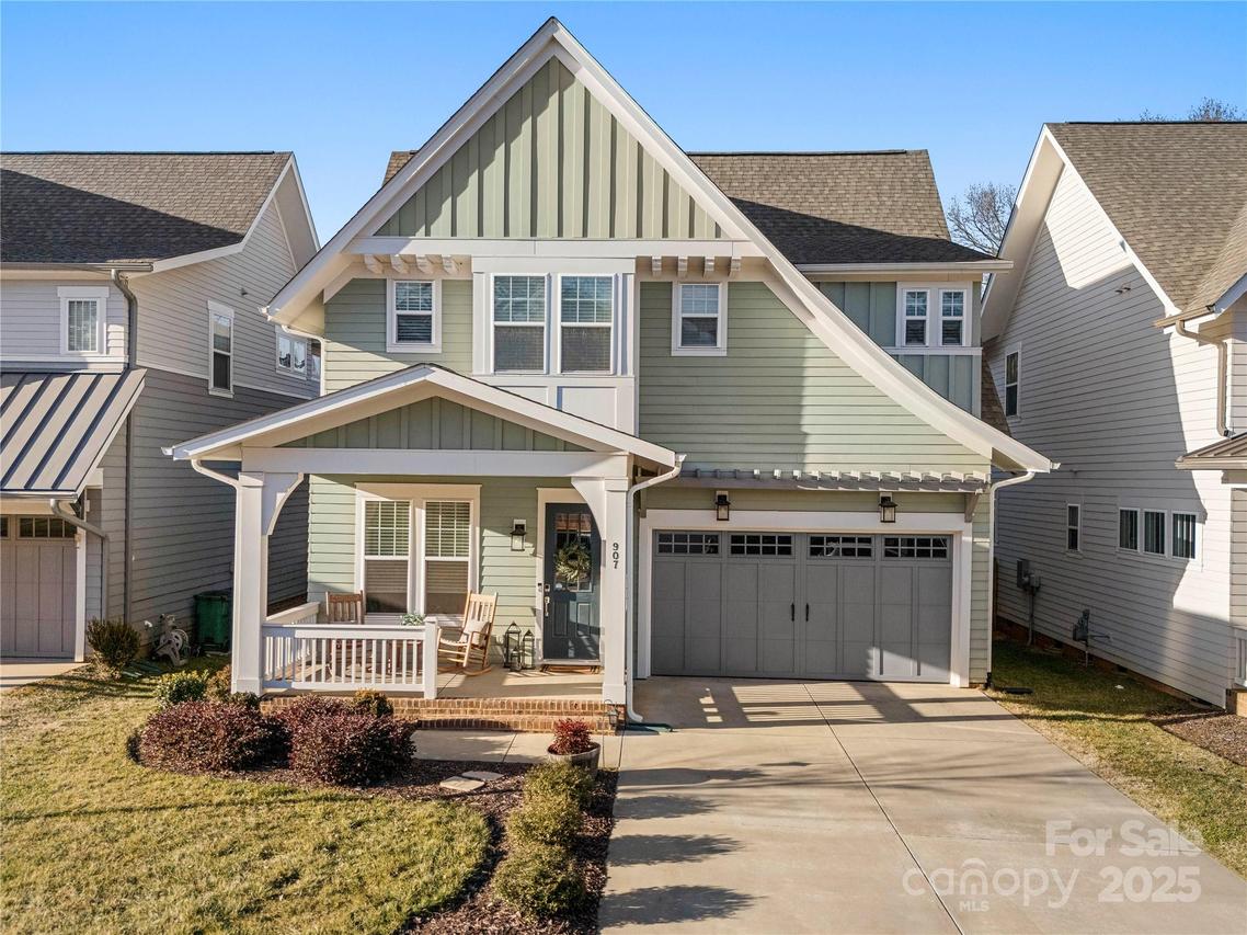 907 Millbrook Rd., Charlotte, NC 28211