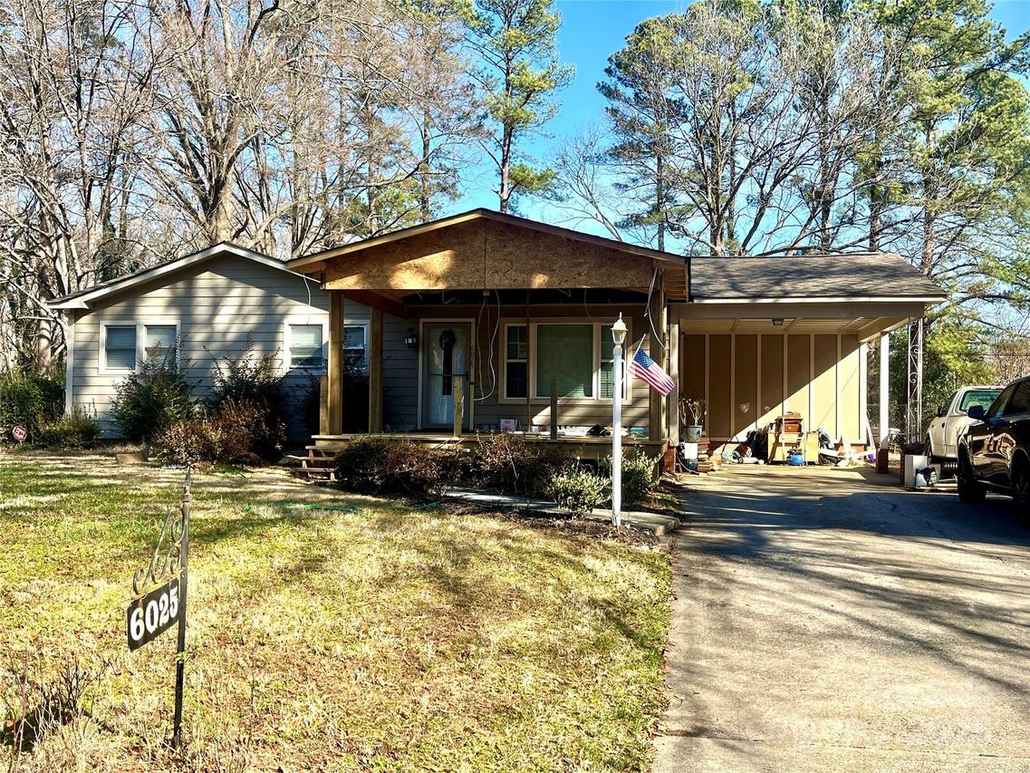 6025 Carver Blvd., Charlotte, NC 28269