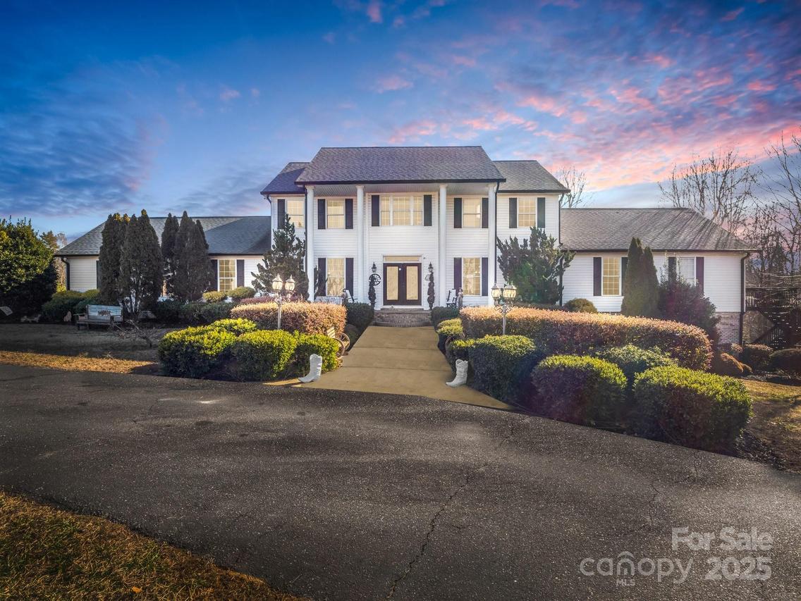 532 Harvey Logan Rd., Bostic, NC 28018