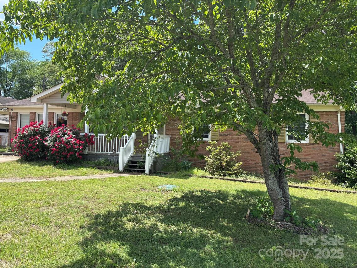 784 Crestmont Dr., Concord, NC 28025
