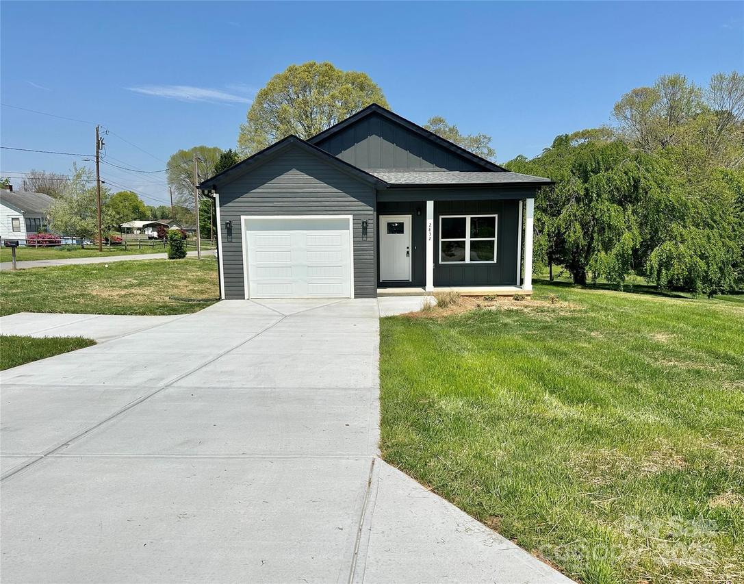 2832 12th Ave., Hickory, NC 28602