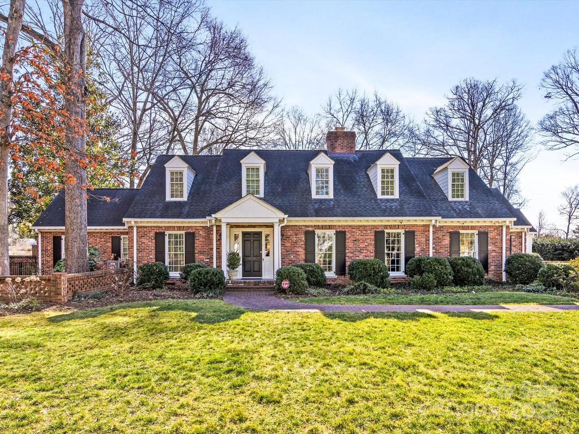 2315 Red Fox Tr., Charlotte, NC 28211