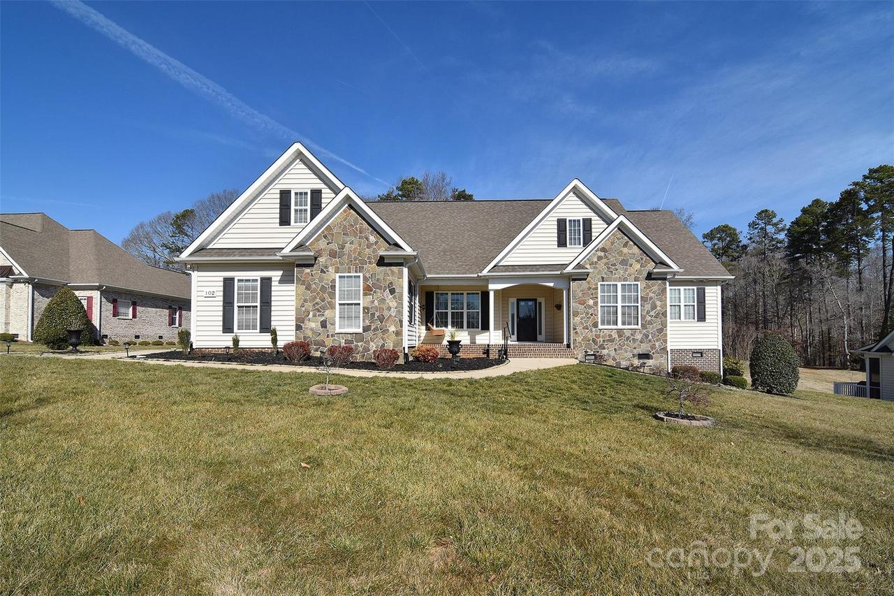 102 W Vista View Pl., Mooresville, NC 28117