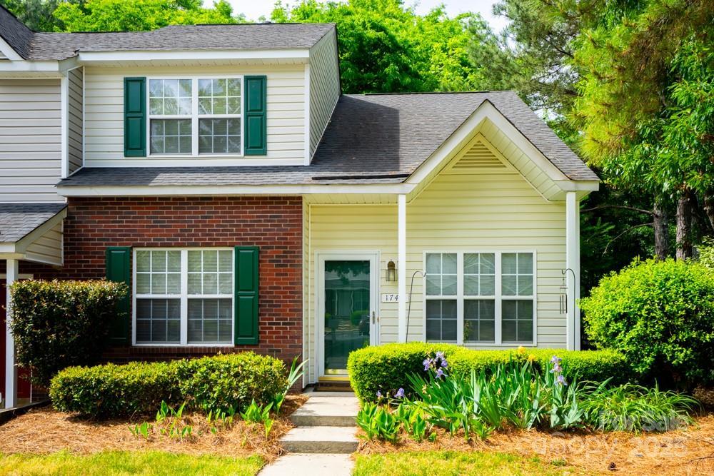 1748 Pergola Pl., Charlotte, NC 28213