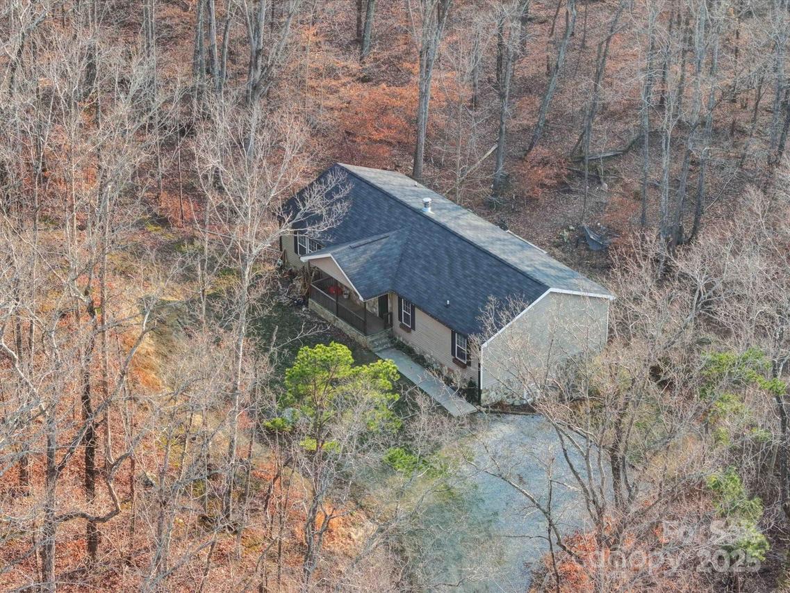 4775 Lands End Tr., Alexis, NC 28006