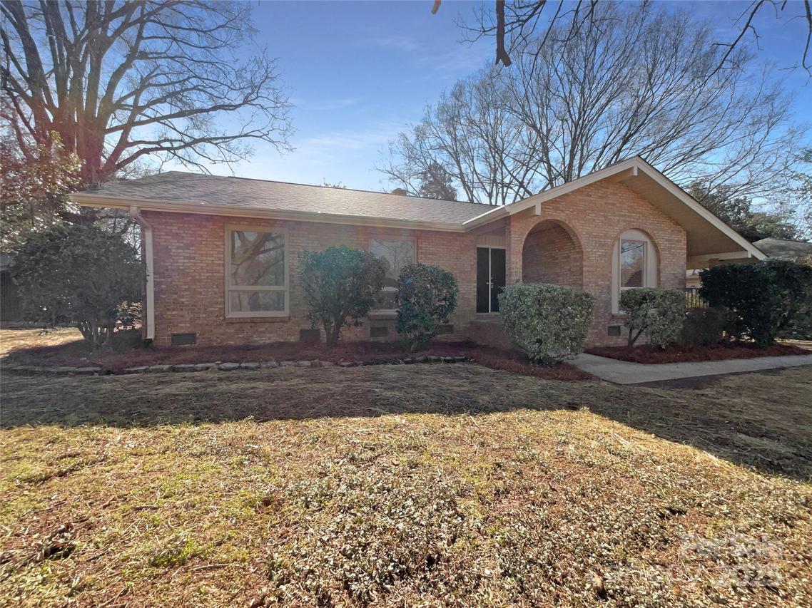 5710 Faulconbridge Rd., Charlotte, NC 28227