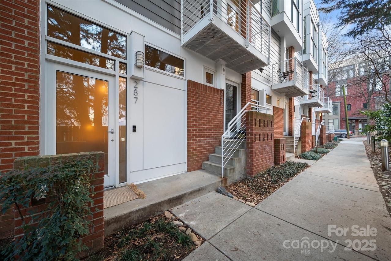 287 Mcdonald Ave., Charlotte, NC 28203
