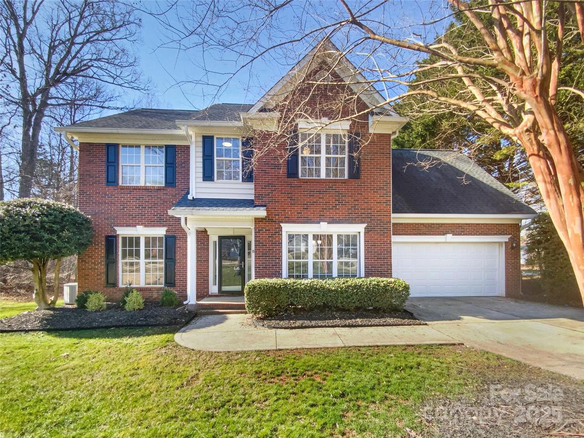 15132 Castlebridge Ln., Matthews, NC 28104