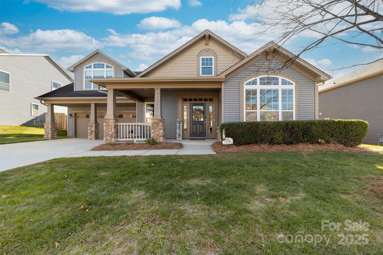 1137 Mckee Farm Ln., Belmont, NC 28012