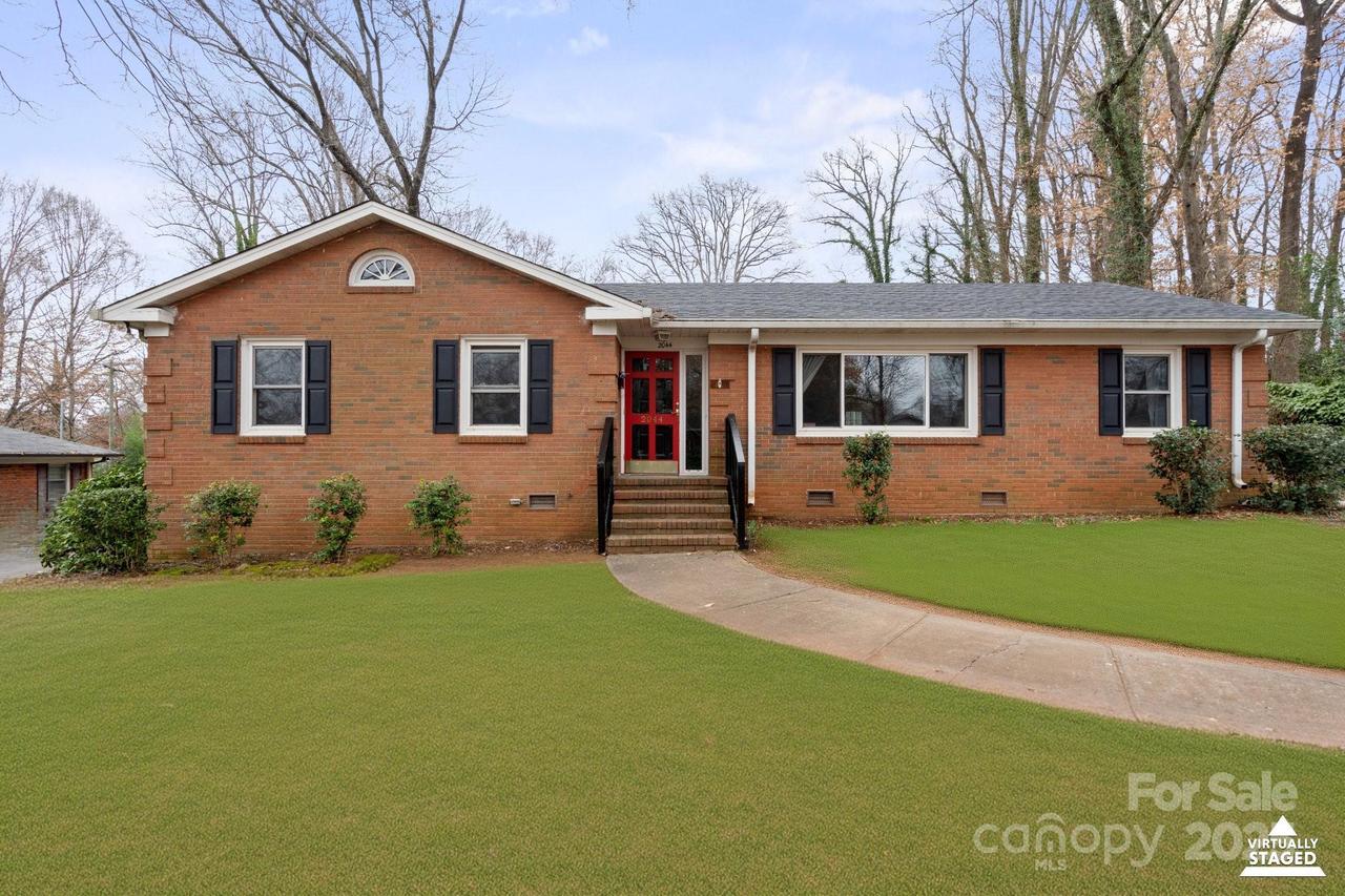 2044 Birchcrest Dr., Charlotte, NC 28205